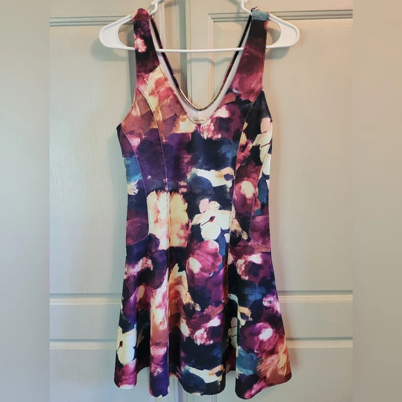 Abercrombie & Fitch Floral A-Line Dress - Picture 2 of 11
